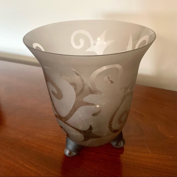 💥2/$10 Smoky Gray Vase - Picture 2 of 5